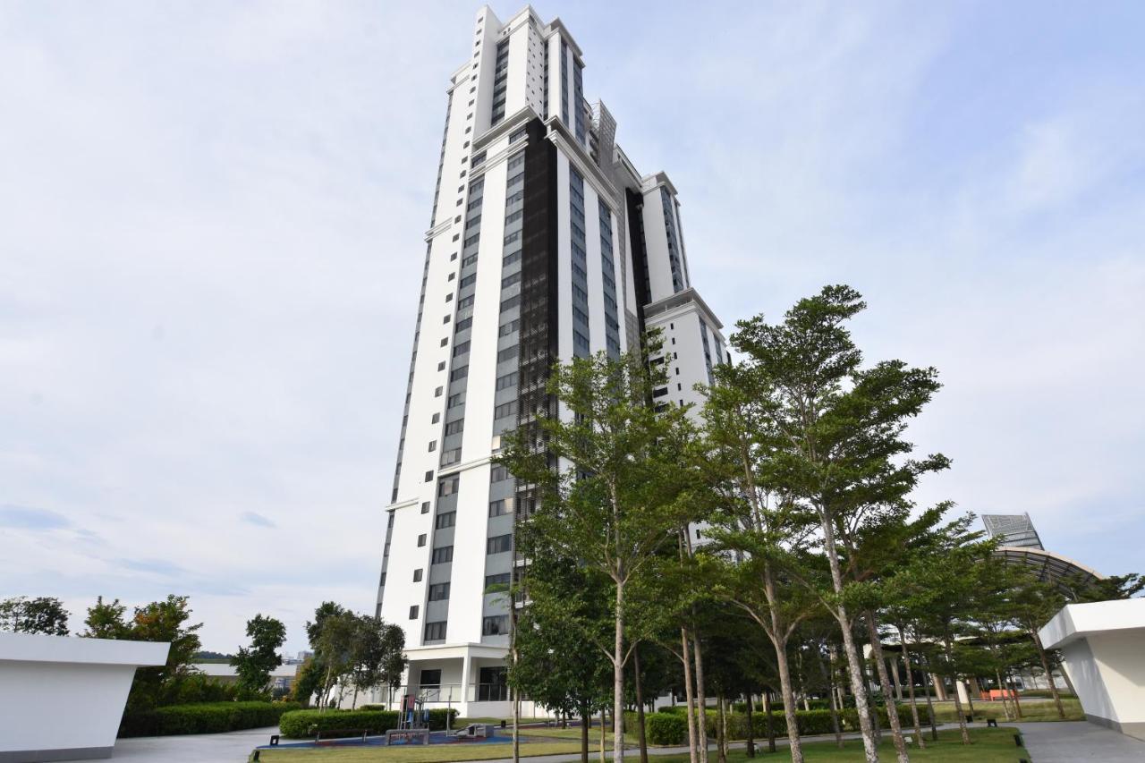 Cozy Homestay With Wifi @Encorp Strand Mall @Alpha Ivf Petaling Jaya Zewnętrze zdjęcie