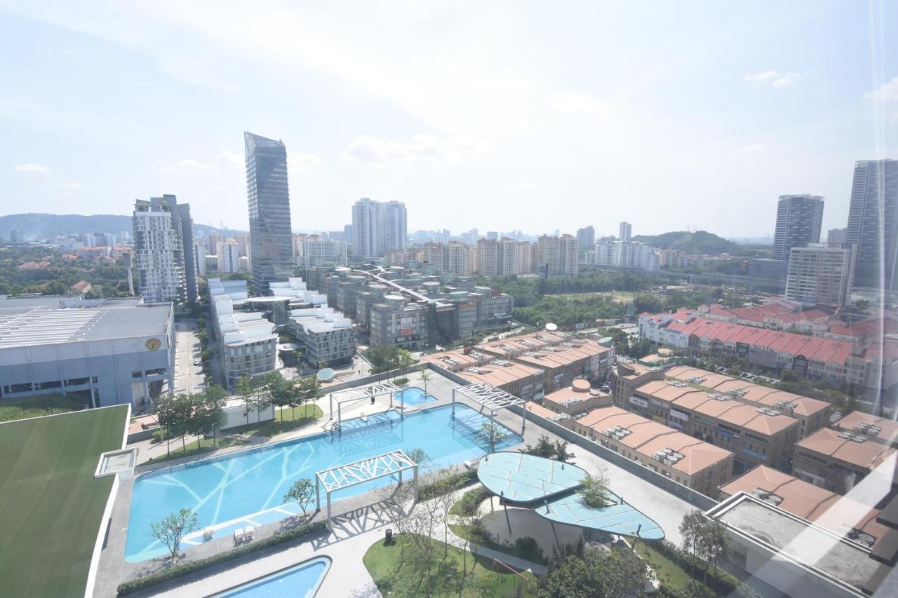 Cozy Homestay With Wifi @Encorp Strand Mall @Alpha Ivf Petaling Jaya Zewnętrze zdjęcie